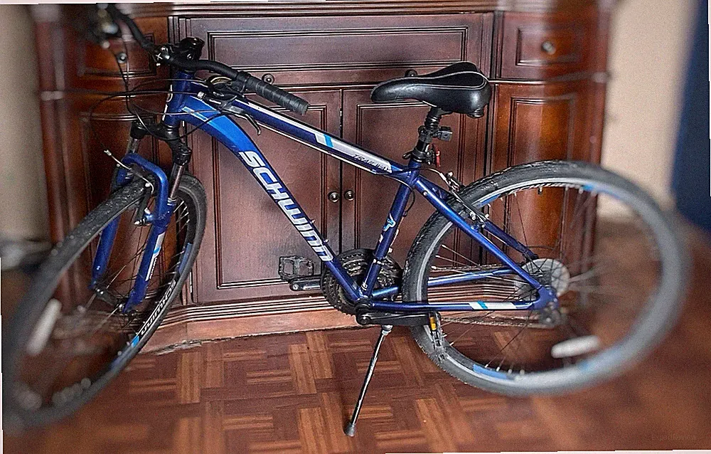 Schwinn Men’s GTX 3 Hybrid Bike – Blue – Fully Functional